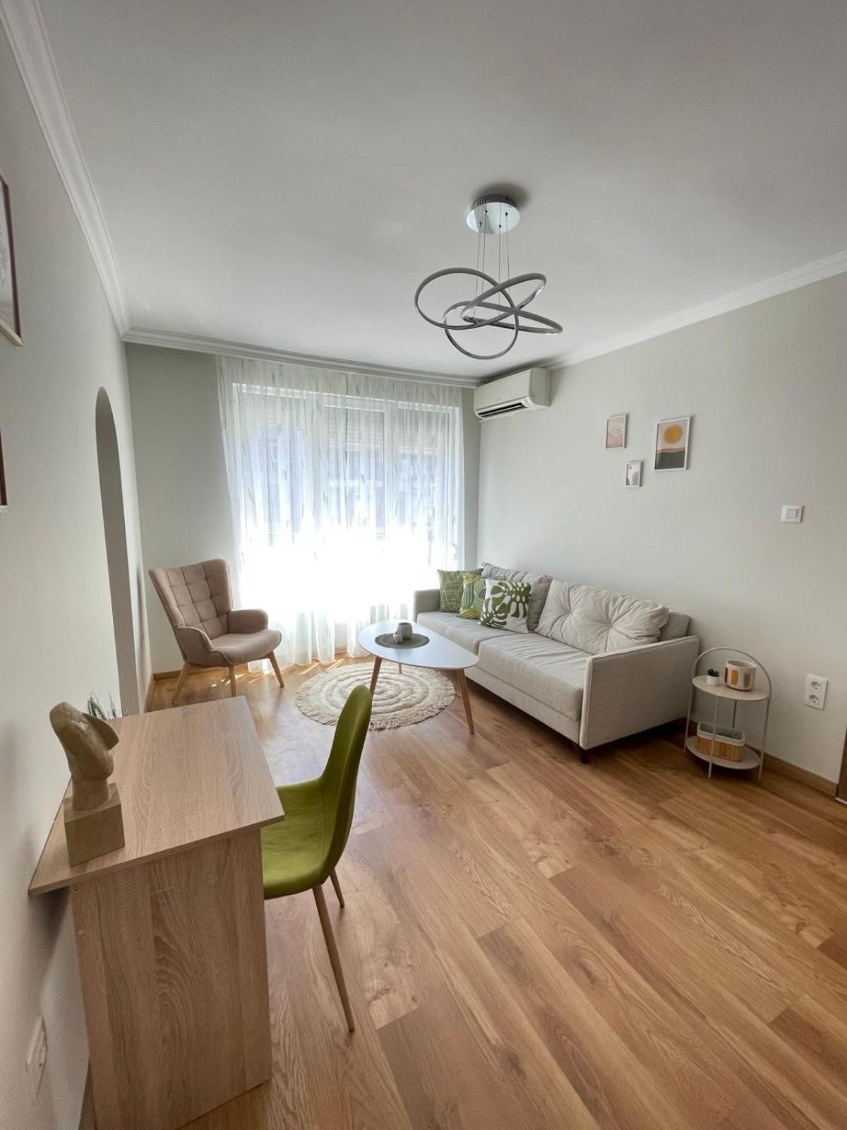 Seven Hills Apartment With Optional Parking Plovdiv Bagian luar foto